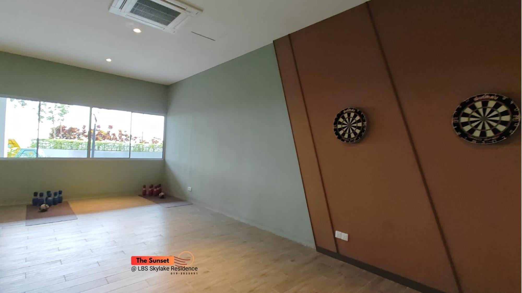 The Sunset - Lbs Skylake Residence Puchong Esterno foto